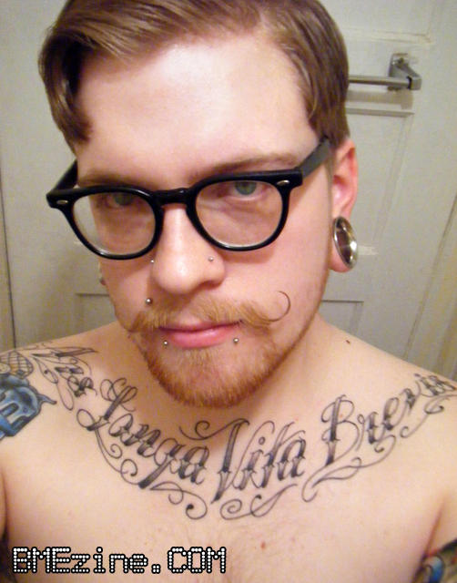 mustache01